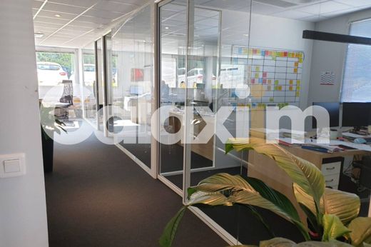 Biuro w Pacé, Ille-et-Vilaine