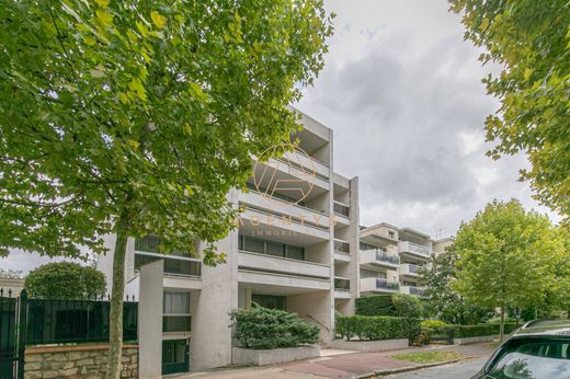 Apartment / Etagenwohnung in Saint-Maur-des-Fossés, Val-de-Marne