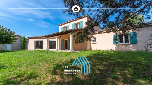 Montélimar, Drômeの高級住宅