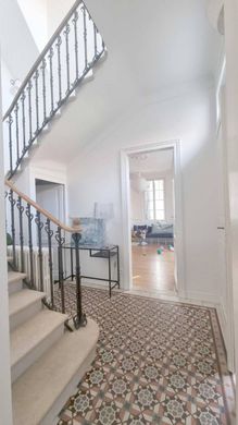Casa de lujo en Mérignac, Gironda
