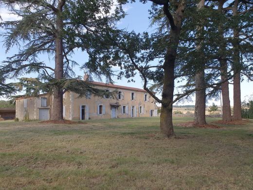 Casa de lujo en Auch, Gers