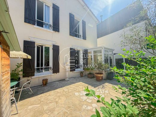 Luxury home in Saint-Cloud, Hauts-de-Seine