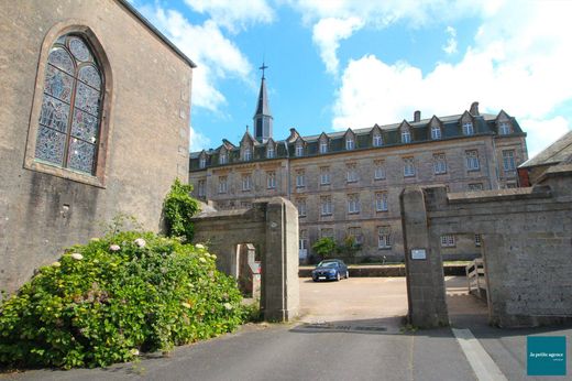 Saint-Pierre-Église, Mancheのアパートメント・コンプレックス