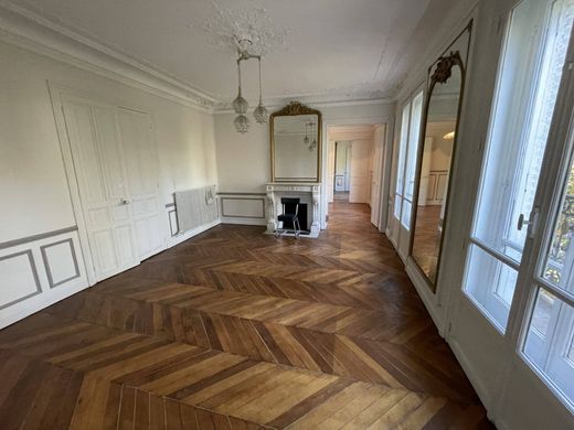 Bureau à Canal Saint Martin, Château d’Eau, Porte Saint-Denis, Paris
