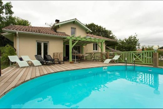 Luksusowy dom w Saint-Barthélemy, Landes