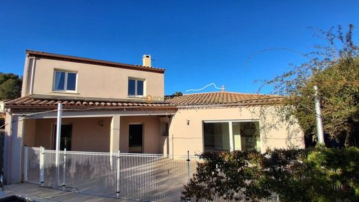 Luxe woning in Saint-Gély-du-Fesc, Hérault