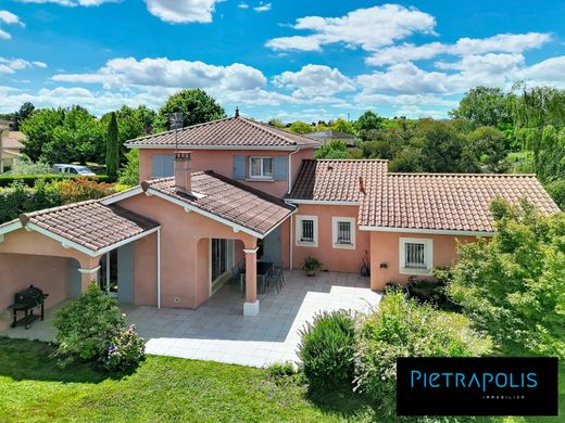 Luxury home in Irigny, Rhône