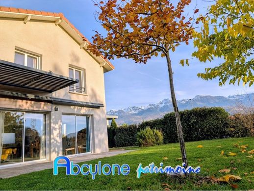 Luxury home in Montbonnot-Saint-Martin, Isère