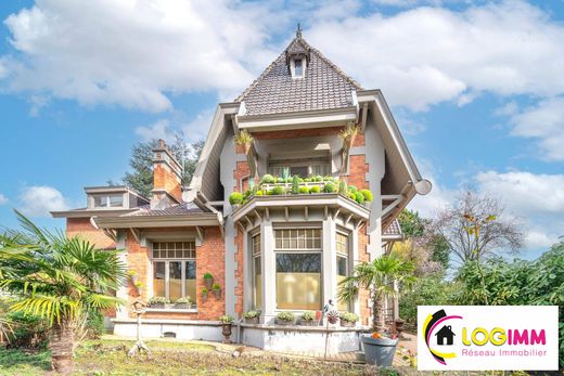 Luxury home in Valenciennes, North