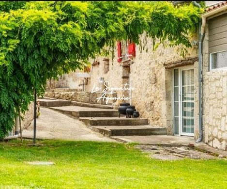 Элитный дом, Montpezat, Lot-et-Garonne