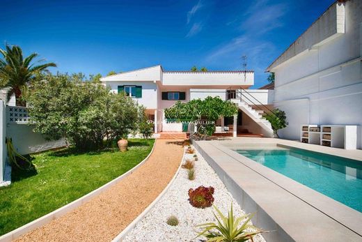 Casa de luxo - Empuriabrava, Gerunda