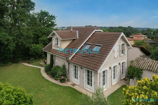 Luxury home in Tassin-la-Demi-Lune, Rhône