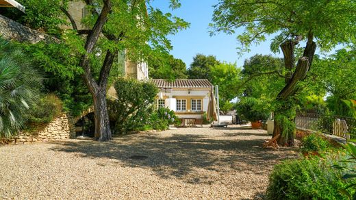 Luxus-Haus in Grans, Bouches-du-Rhône