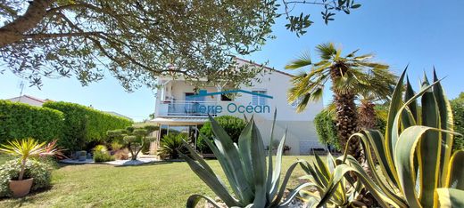 Luxus-Haus in Vaux-sur-Mer, Charente-Maritime
