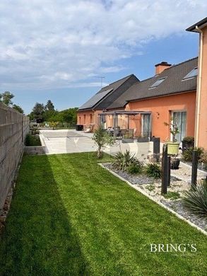 Luxus-Haus in Erbray, Loire-Atlantique