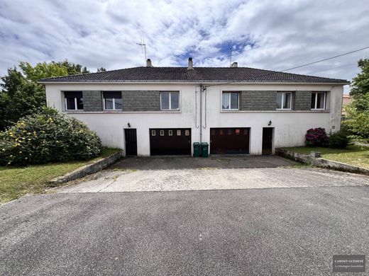 Edificio en Saint-Jean-de-Boiseau, Loira Atlántico