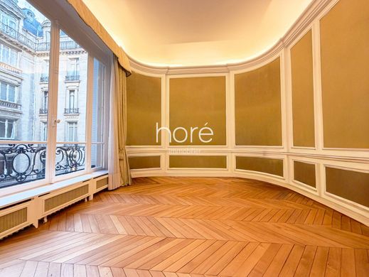Apartment in La Muette, Auteuil, Porte Dauphine, Paris