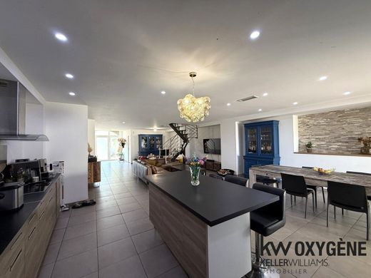 Luxury home in Saint-Cyprien, Pyrénées-Orientales
