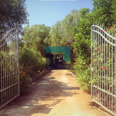 Grond in Montpellier, Hérault