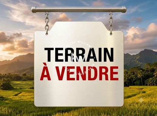 Land in Taiarapu, Îles du Vent
