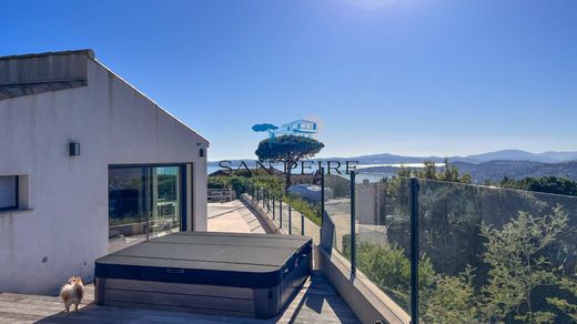 Casa di lusso a Les Issambres, Var
