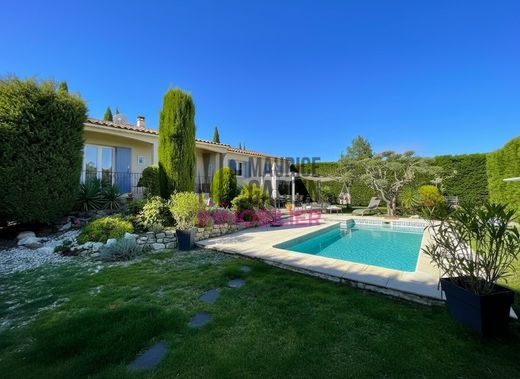 Πολυτελή κατοικία σε Caumont-sur-Durance, Vaucluse
