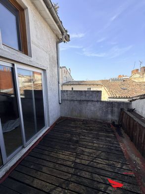 Apartment in Bordeaux, Gironde