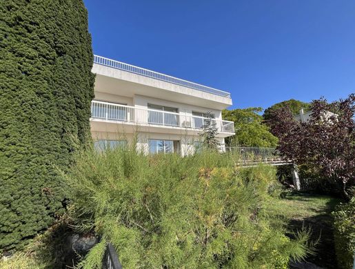 Πολυτελή κατοικία σε La Frette-sur-Seine, Val d'Oise