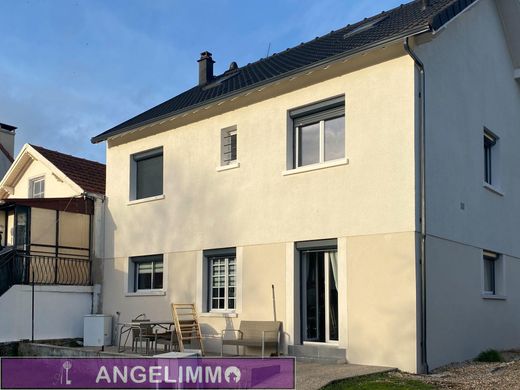 Luxe woning in Franconville, Val d'Oise