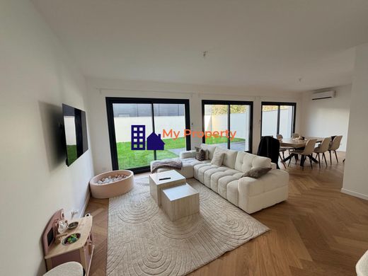 Элитный дом, Houilles, Yvelines