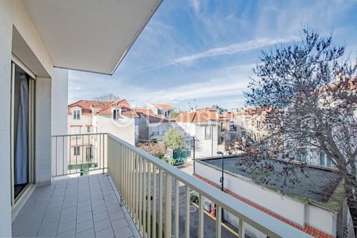 Apartment in Fontenay-sous-Bois, Val-de-Marne