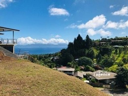 토지 / Punaauia, Îles du Vent