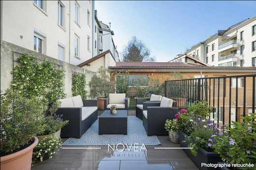 Apartament w Villeurbanne, Rhône
