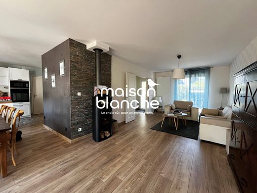 Casa di lusso a Angers, Maine-et-Loire