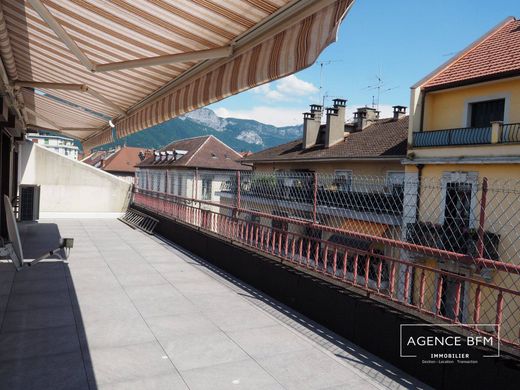Apartament w Annecy, Haute-Savoie