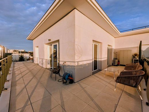 Piso / Apartamento en Saint-Maur-des-Fossés, Valle de Marne