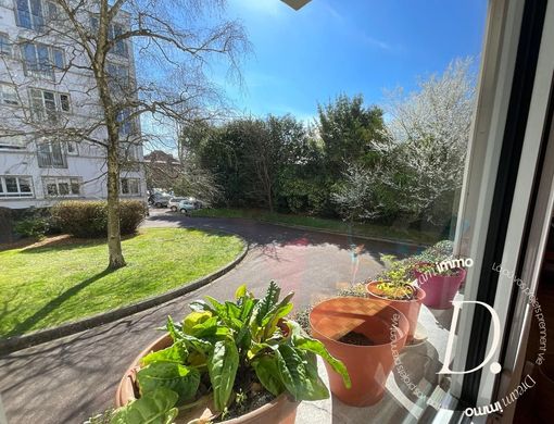 Daire Saint-Cloud, Hauts-de-Seine