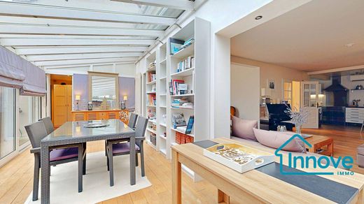Luxury home in Montesson, Yvelines