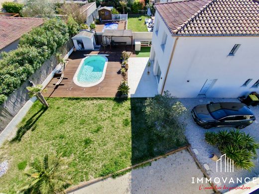 Luxury home in Fabrègues, Hérault