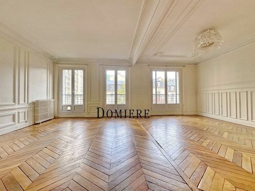 Apartment / Etagenwohnung in Monceau, Courcelles, Ternes, Paris