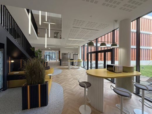 Ofis Lille, North
