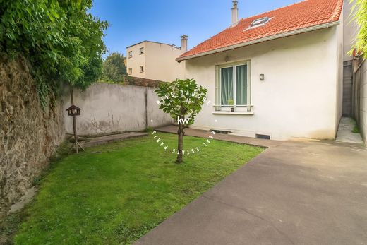 Luxury home in Vanves, Hauts-de-Seine