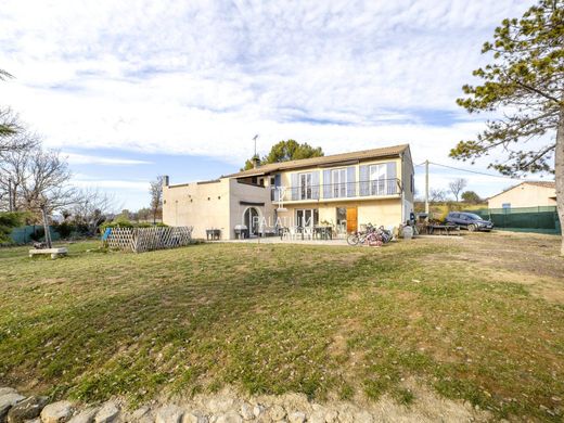 Lüks ev Pierrevert, Alpes-de-Haute-Provence