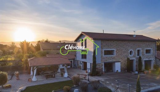 Luxury home in Saint-Clément-les-Places, Rhône