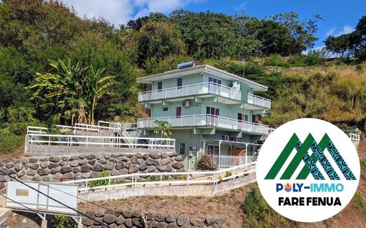 Kamienica w Arue, Îles du Vent