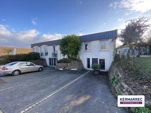 Biuro w Pacé, Ille-et-Vilaine