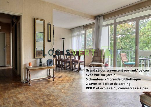 Apartment / Etagenwohnung in Antony, Hauts-de-Seine