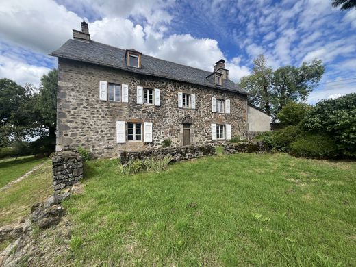 Castelo - Jaleyrac, Cantal