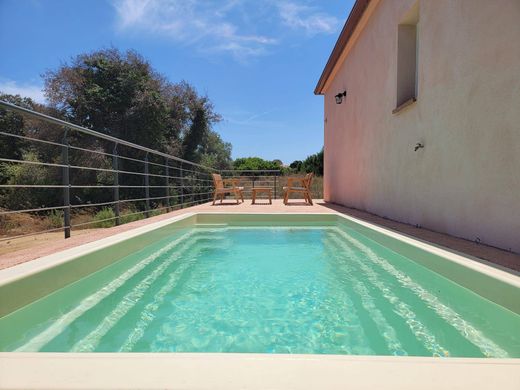 豪宅  Bastelicaccia, South Corsica