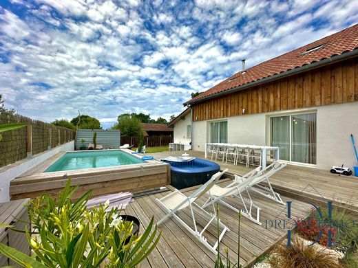 Luksusowy dom w Soustons, Landes